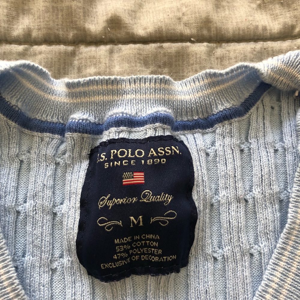 Sweater - Picture 2 of 6